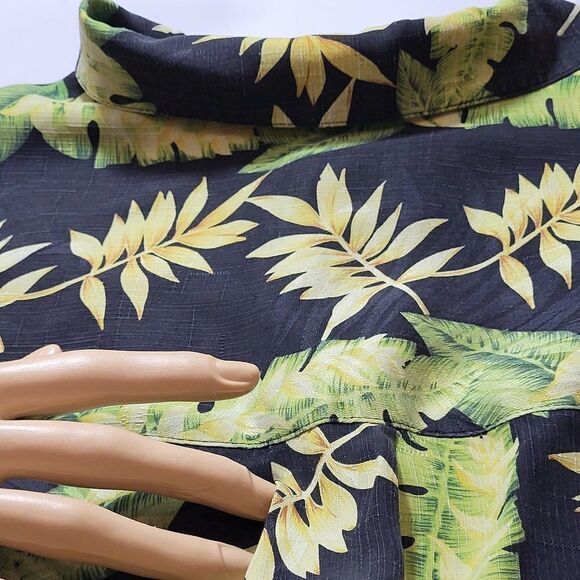 JA Banks Men's Traditional Fit Camp Shirt Size Large, Little Wear - Like New - Picture 8 of 8